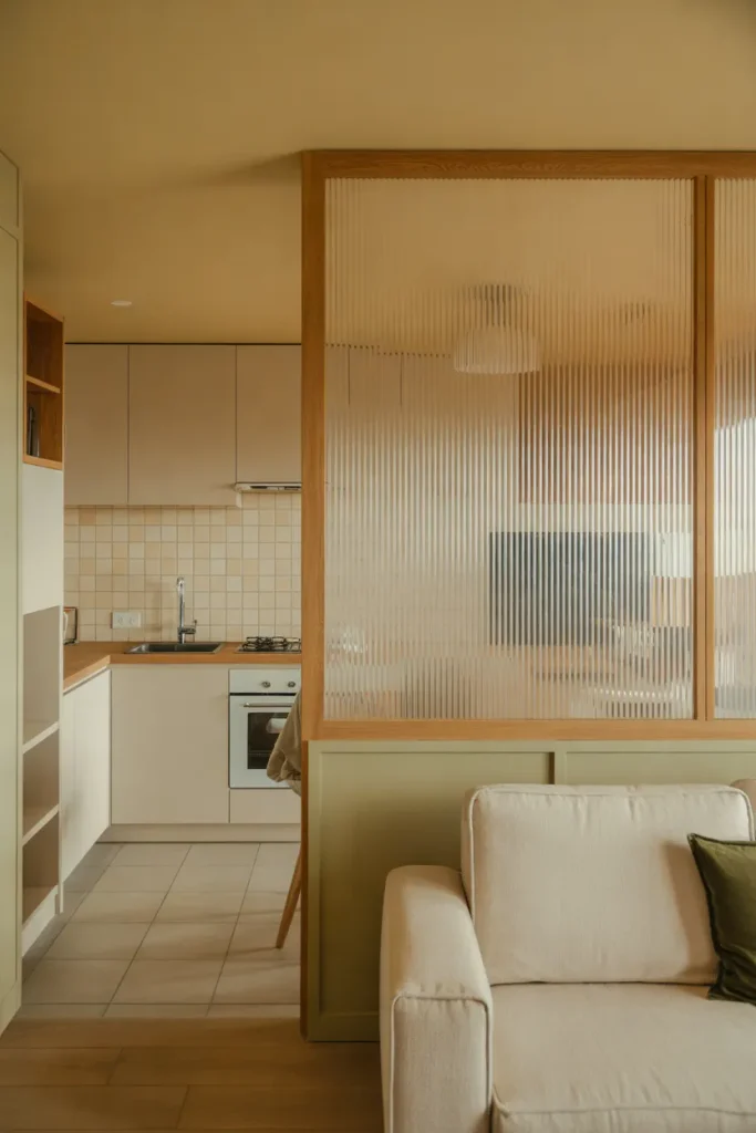 Fluted Glass Divider